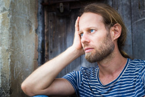 A man wonders about opioid vs opiate