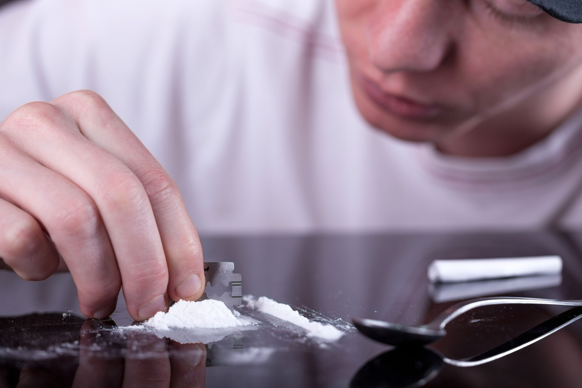 Signs a Loved One is Addicted to Cocaine - 1st Step